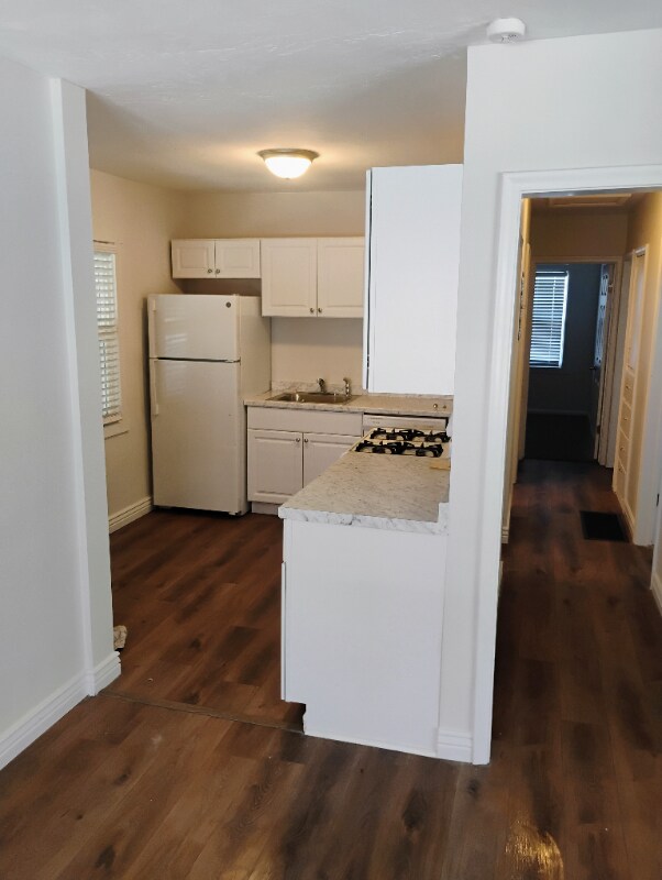 Building Photo - 380 E 100 N