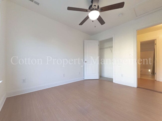 Building Photo - 120 S 9th St