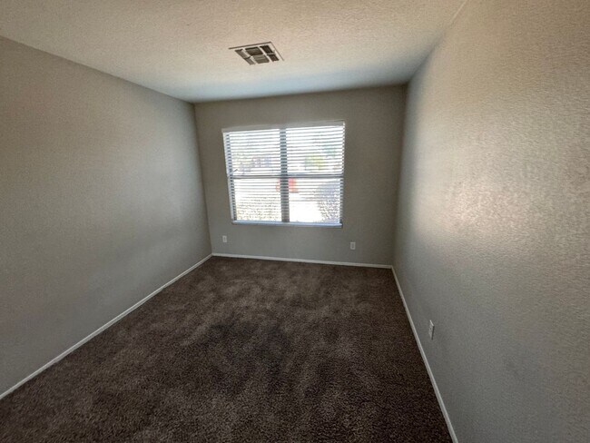 Building Photo - 3 Bedroom - 2 Bath - 1419 Sq. Ft. Home in ...