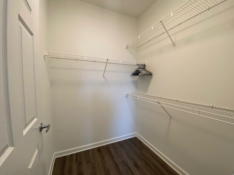 Building Photo - 555 14th St NW