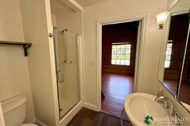 Building Photo - Charming 1 Bedroom Home with Private Yard in Pacifica