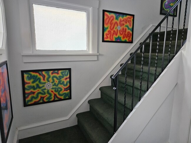 Hallway Gallery - 20 E Coulter Ave