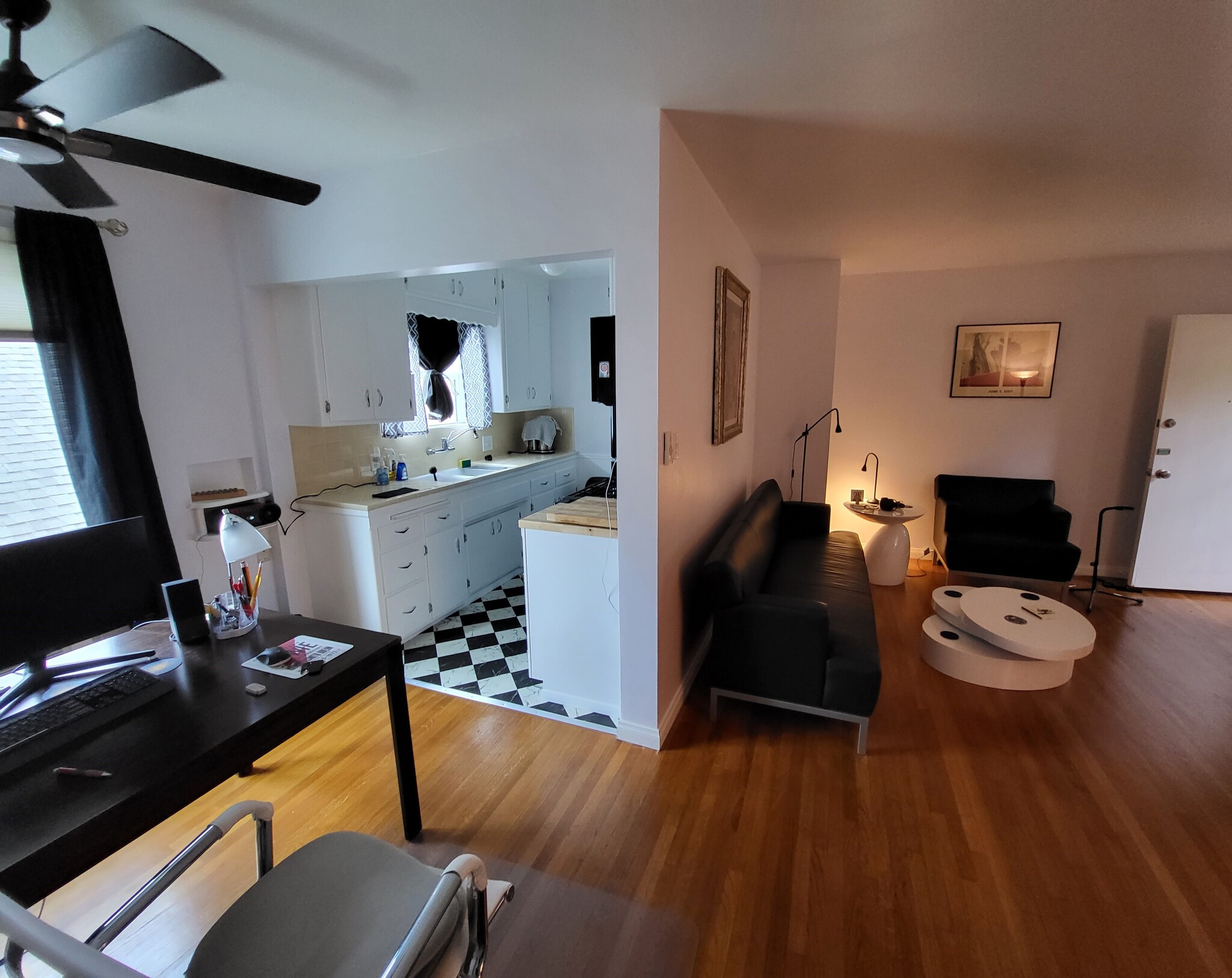 Building Photo - 219 Esperanza Ave