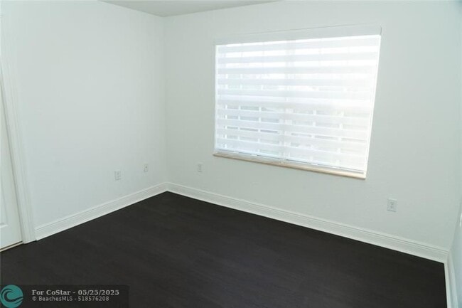 Building Photo - 17654 SW 47th St