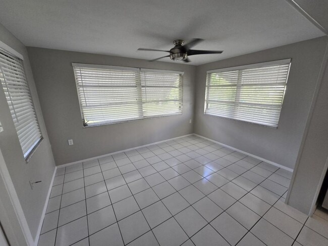 Building Photo - 3614 Harvard Dr