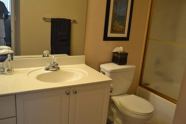 Building Photo - 290 174th St St