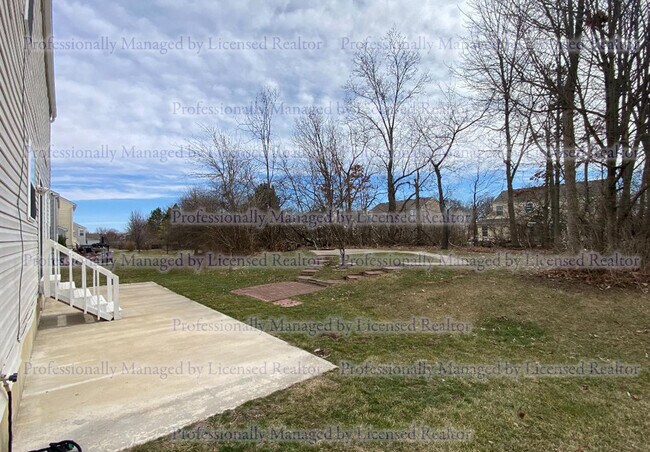 Building Photo - 3571 King Edward Wy