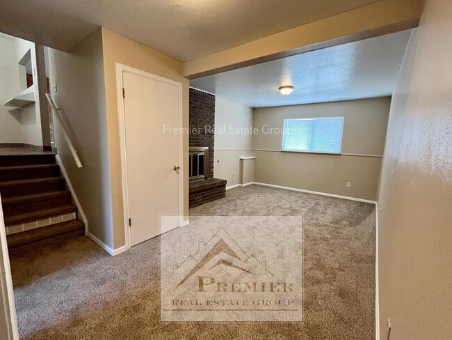 Building Photo - 1437 Auburn Dr