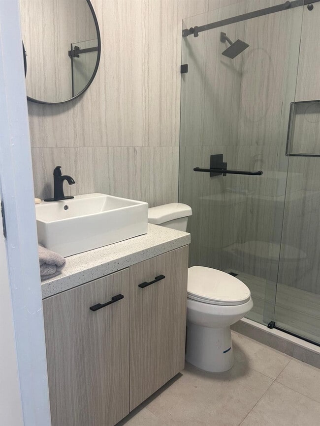 Building Photo - 217 SW 15th St