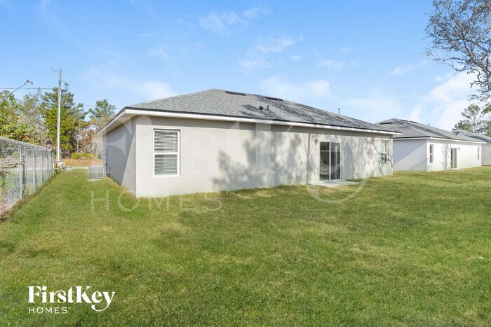 Building Photo - 189 Willow Dr