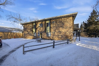 Building Photo - 844 4th St SW