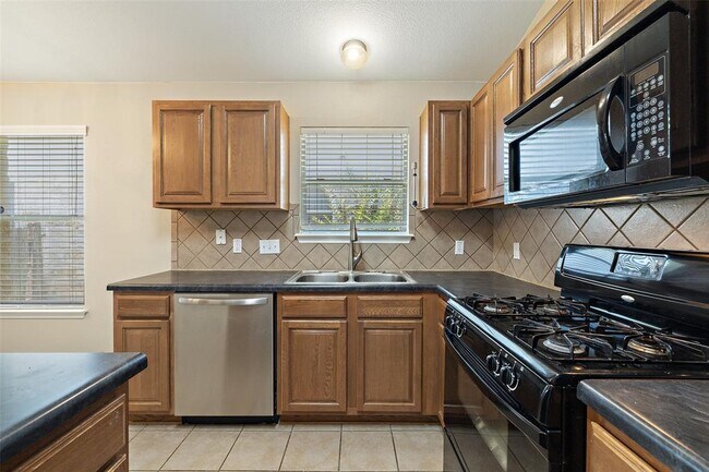 Building Photo - 1625 Pavelich Pass
