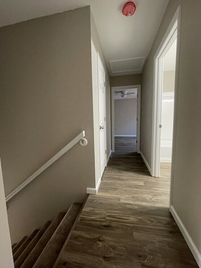 Building Photo - BRAND NEW!! 3 Bed 2.5 Bath house JUST BUILT for rent in Winfield, MO!