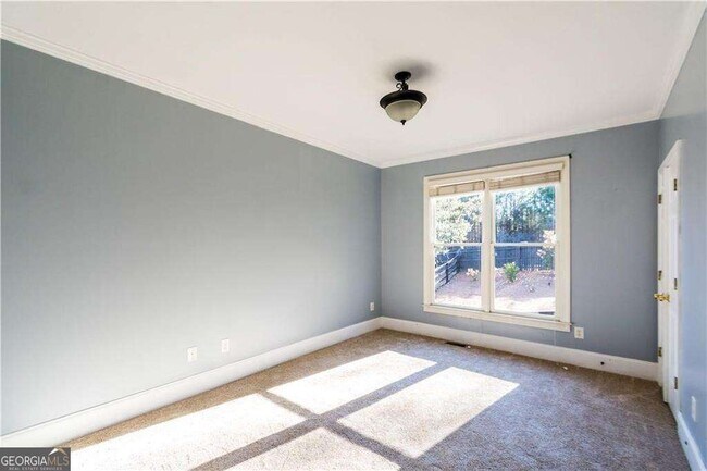 Building Photo - 8465 Bethel Ridge Ct