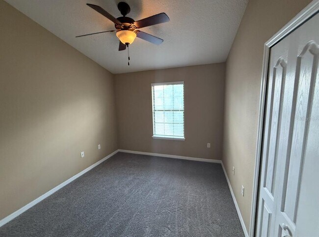 Building Photo - 16604 Kingletside Ct