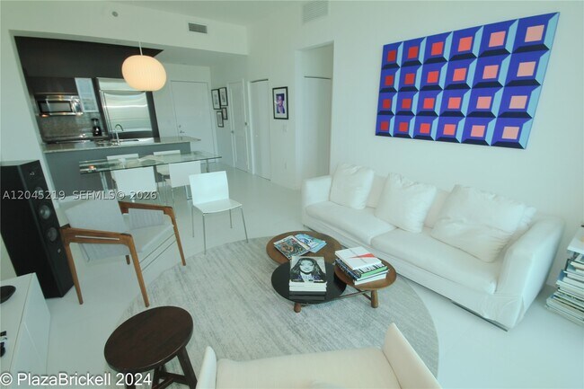 Building Photo - 950 Brickell Bay Dr