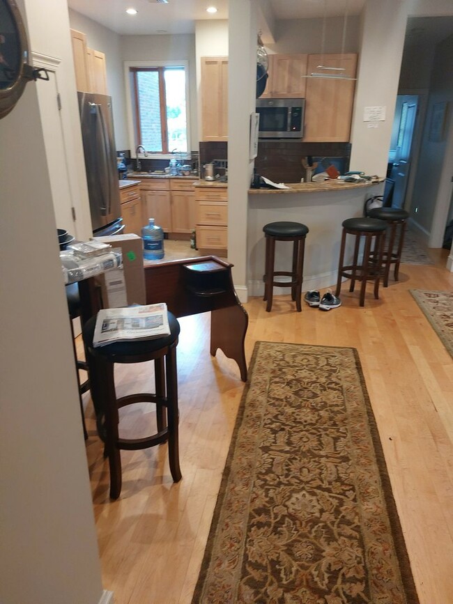 Building Photo - HOT ALLSTON LISTING!!!!