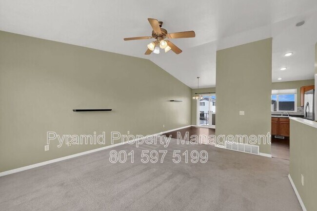 Building Photo - 2928 2075 S
