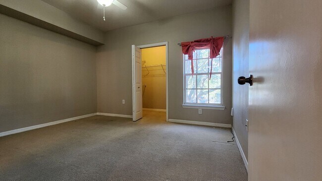 Building Photo - 5134 Northridge Rd