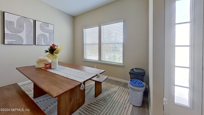 Building Photo - 10887 Ventnor Ave