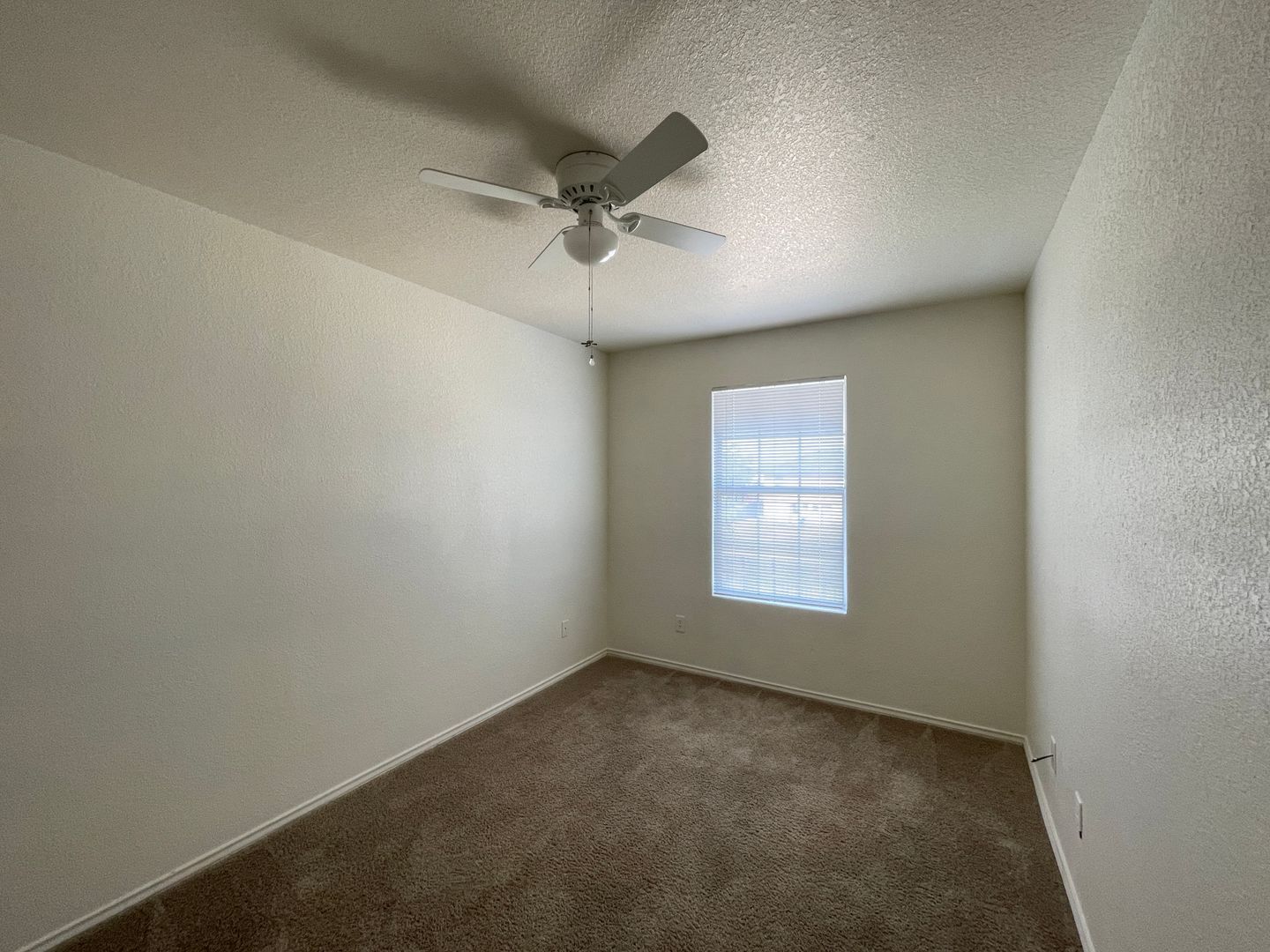 Building Photo - 4505 Deek Dr