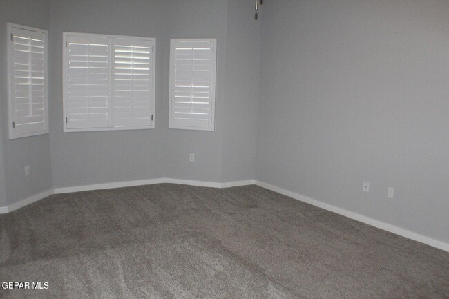 Building Photo - 940 Abe Goldberg Dr