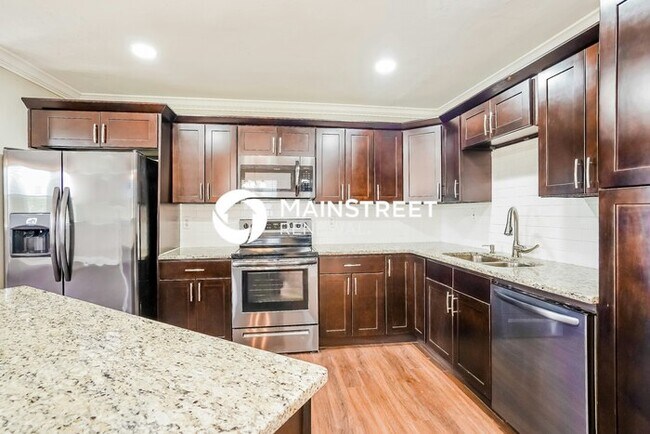 Building Photo - 3 Bedroom Pet-Friendly Home in Lehigh Acre...
