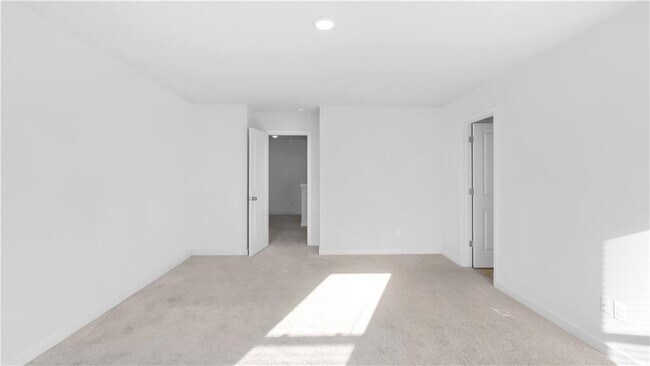 Building Photo - 2030 Underwood Dr
