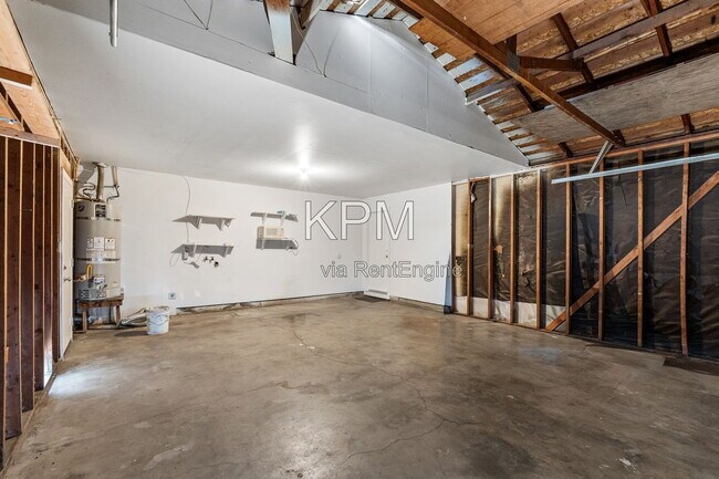 Building Photo - 1735 Kingwood Ave
