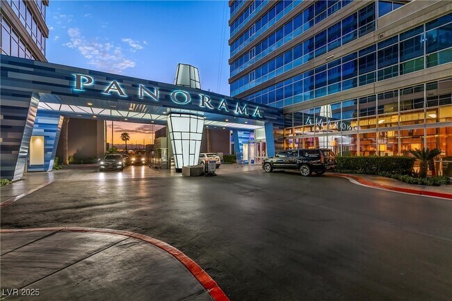 Building Photo - 4575 Dean Martin Dr