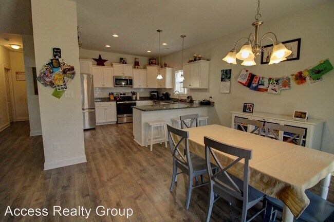 Building Photo - 3 br, 2 bath House - 606 Alston Boulevard