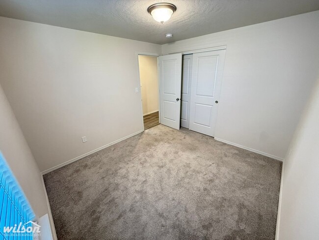 Building Photo - 3BD/2BA - Stunning Modern Home in Desirabl...