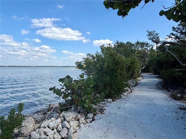 Building Photo - 6819 11th Ave NW