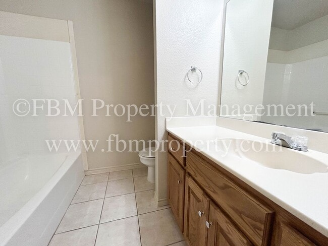 Building Photo - 700 Biloxi Dr