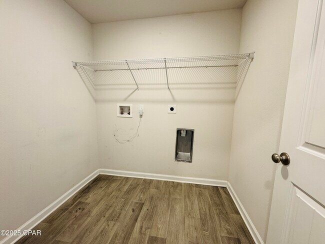 Building Photo - 339 Highbrook Rd