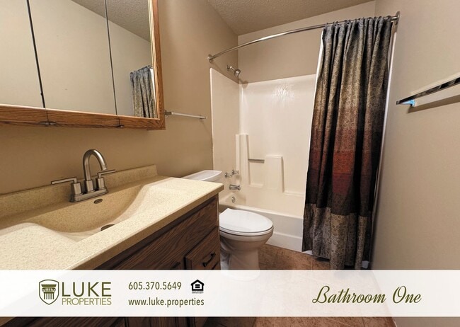 Building Photo - 4600 S Holbrook Ave