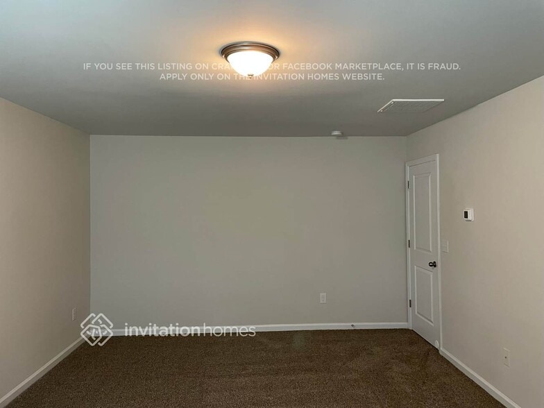 Building Photo - 1125 Woodhouse Dr