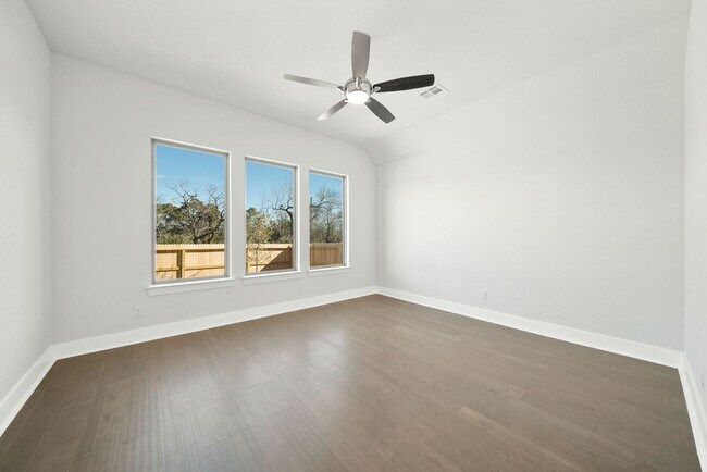 Building Photo - 4 Bedroom/4 Bath Stillwater Ranch Subdivision