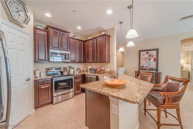 Building Photo - 8540 Violeta St