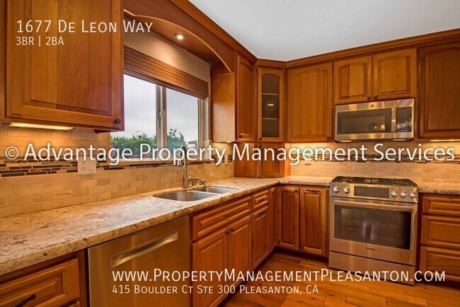 Building Photo - 1677 De Leon Way