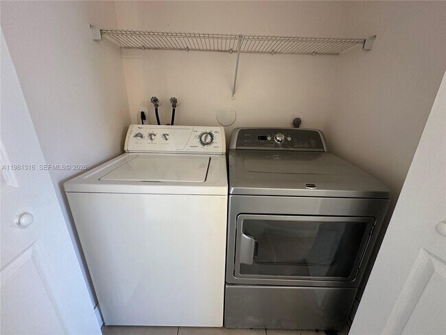 Building Photo - 11561 NW 36th St