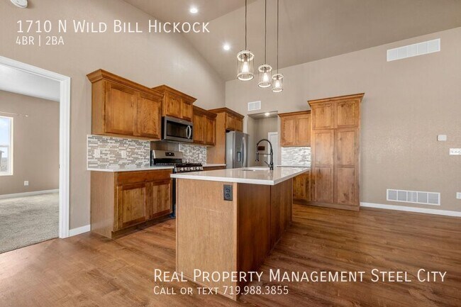 Building Photo - 1710 N Wild Bill Hickock Dr
