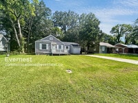 Building Photo - 525 Selma Rd