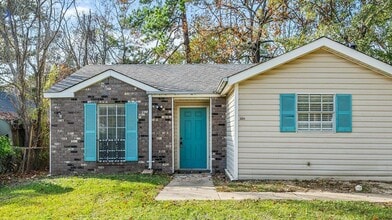 Building Photo - 306 N 40th Ave