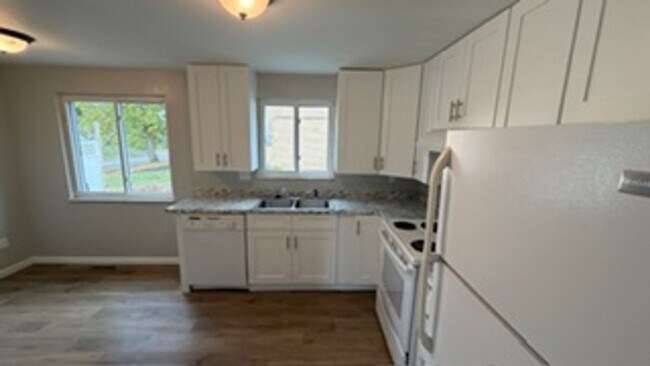 Building Photo - 4954 Talford Ct
