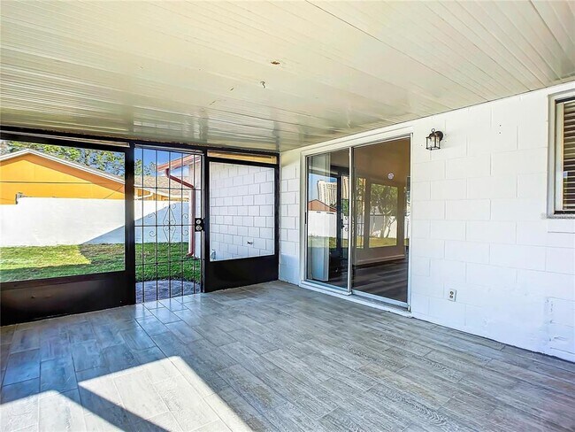 Building Photo - 11320 Bingham Ct