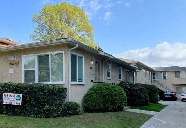 Building Photo - 7124-28 1/2 Kittyhawk Avenue,