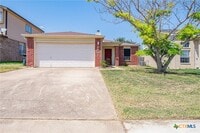 Building Photo - 2907 Lantana Dr