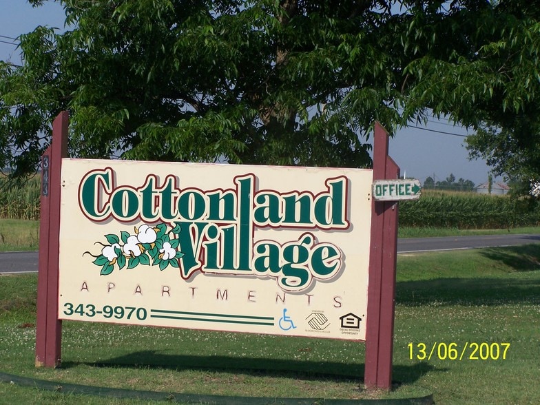 Entrance Sign - Cottonland Village Apartments