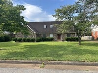 Building Photo - 261 Mcgough Blvd